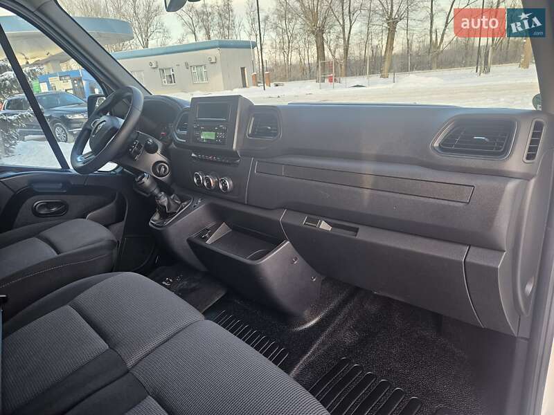 Грузовой фургон Renault Master 2022 в Бердичеве