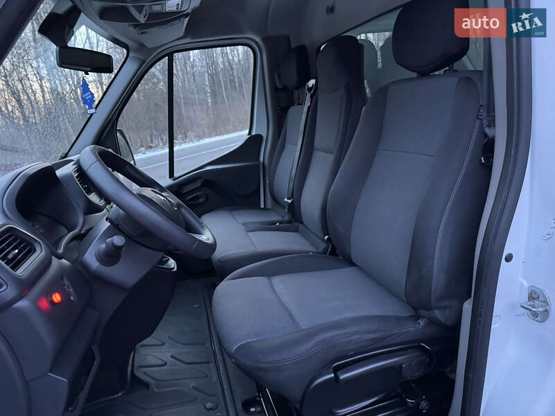 Вантажний фургон Renault Master 2022 в Ковелі
