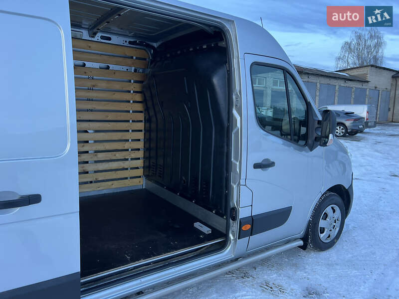 Грузовой фургон Renault Master 2018 в Радивилове фото 35 Грузовой фургон Renault Master 2018 в Радивилове