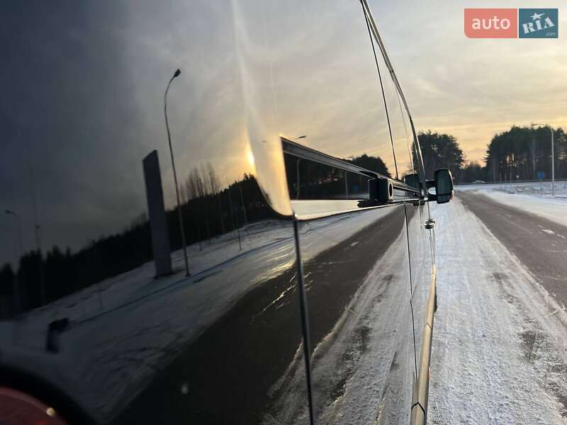 Грузовой фургон Renault Master 2022 в Киеве