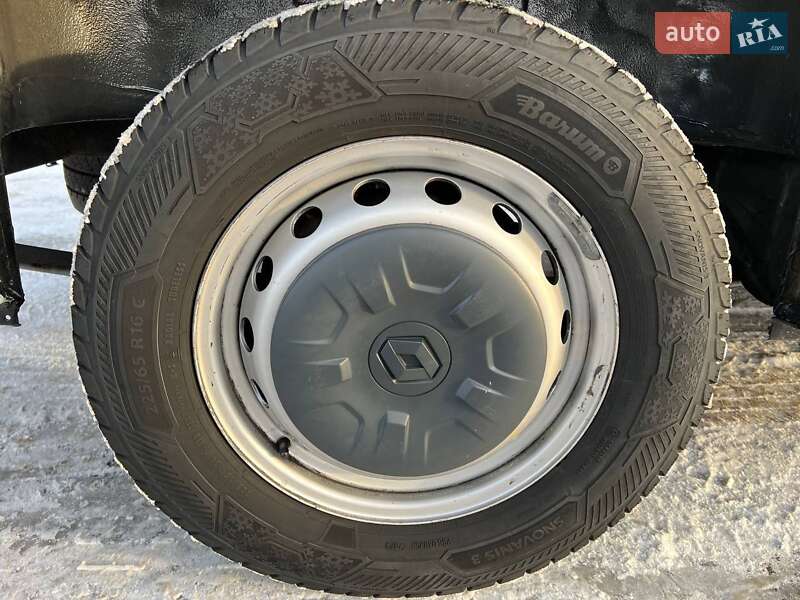 Грузовой фургон Renault Master 2022 в Киеве