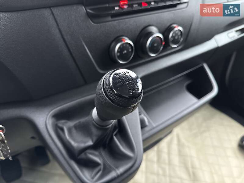 Тентований Renault Master 2022 в Ковелі