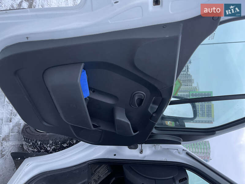 Грузовой фургон Renault Master 2020 в Одессе