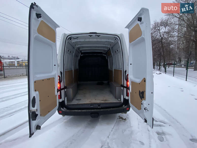Микроавтобус грузовой (до 3,5т) Renault Master 2022 в Киеве
