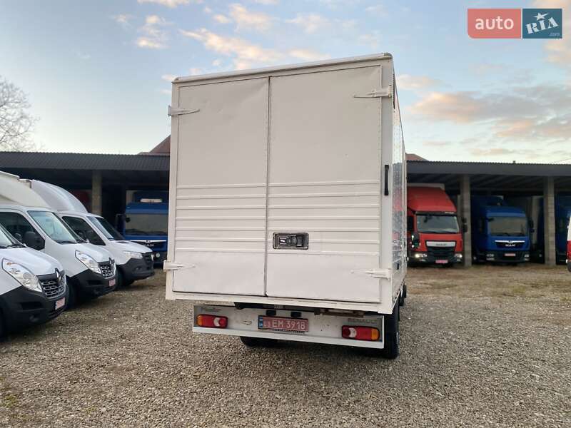 Грузовой фургон Renault Master 2018 в Хусте
