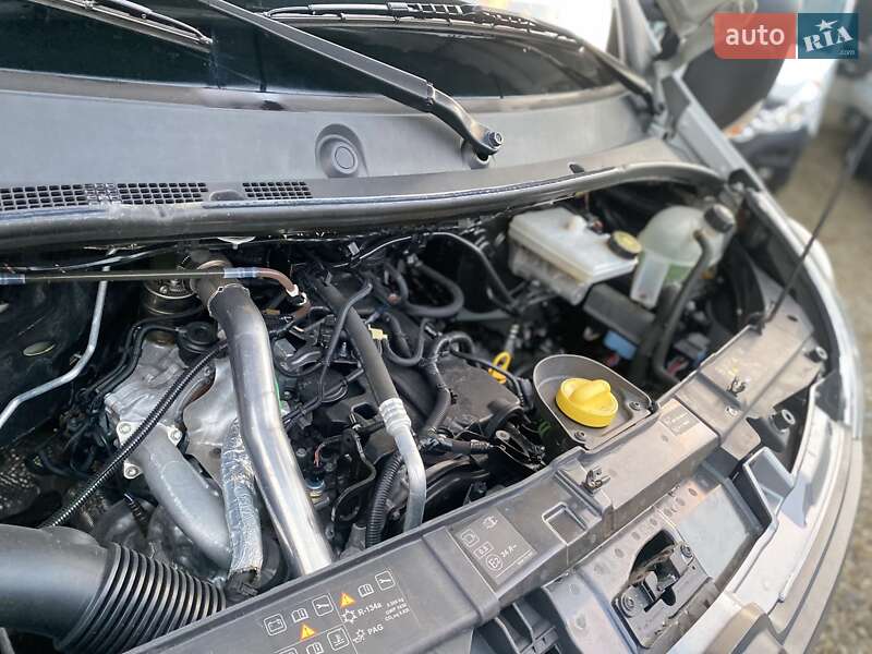 Грузовой фургон Renault Master 2018 в Хусте