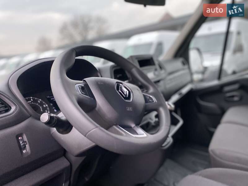 Тентованый Renault Master 2022 в Хусте