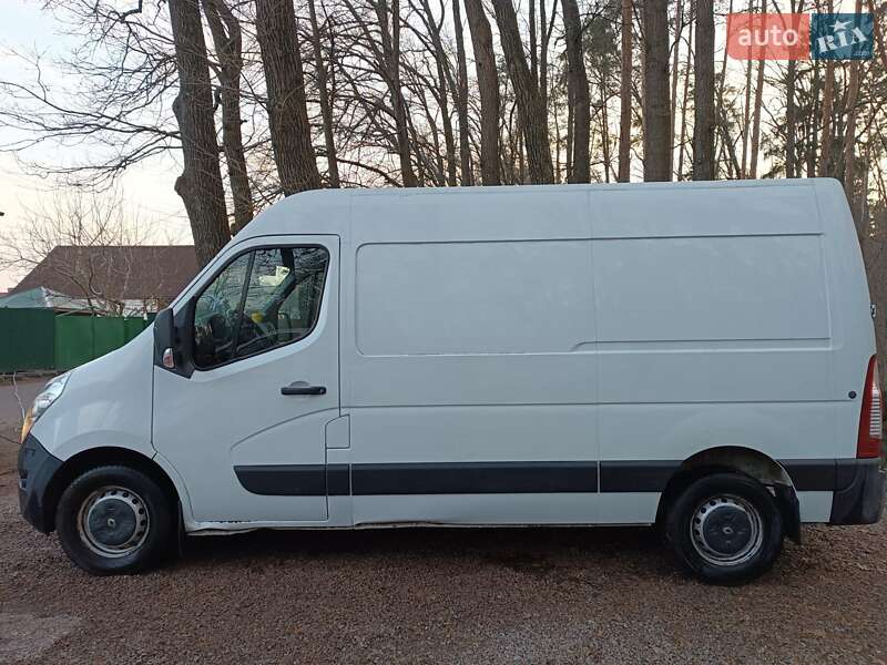 Вантажний фургон Renault Master 2016 в Житомирі