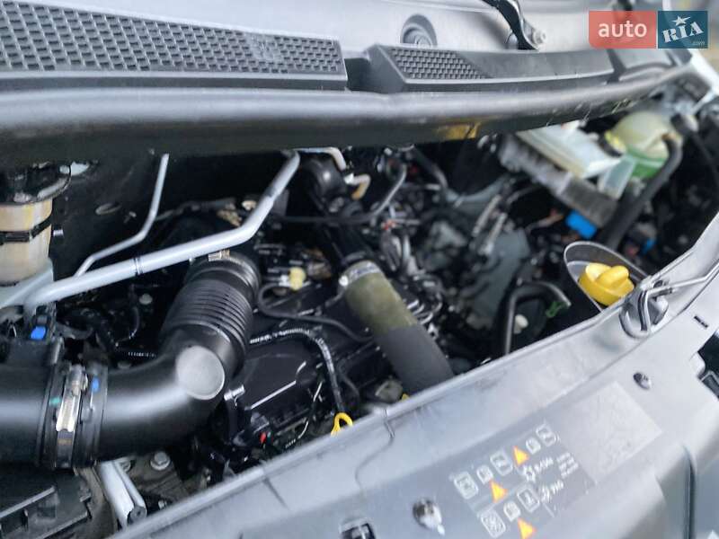 Тентованый Renault Master 2022 в Хусте