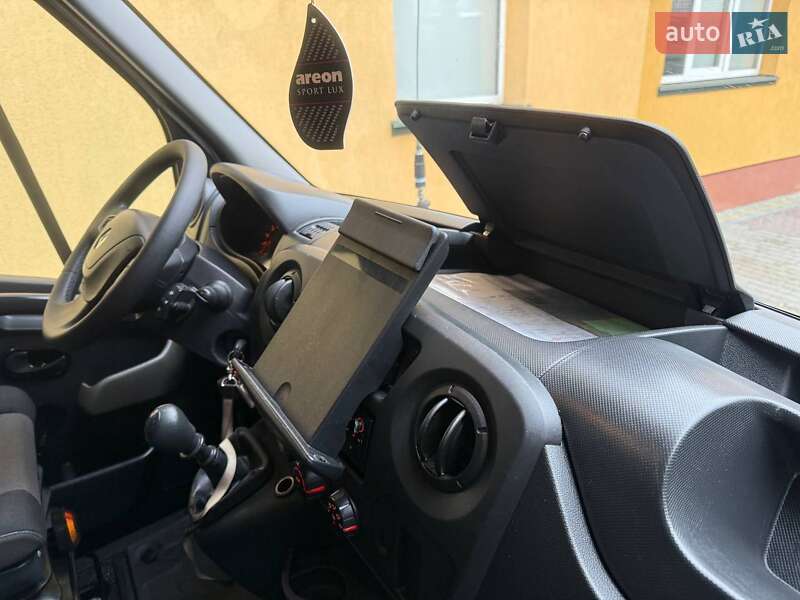 Тентований Renault Master 2018 в Дніпрі фото 32 Тентований Renault Master 2018 в Дніпрі