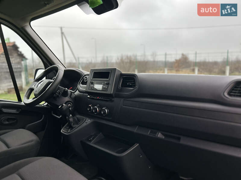 Вантажний фургон Renault Master 2023 в Стрию фото 35 Вантажний фургон Renault Master 2023 в Стрию