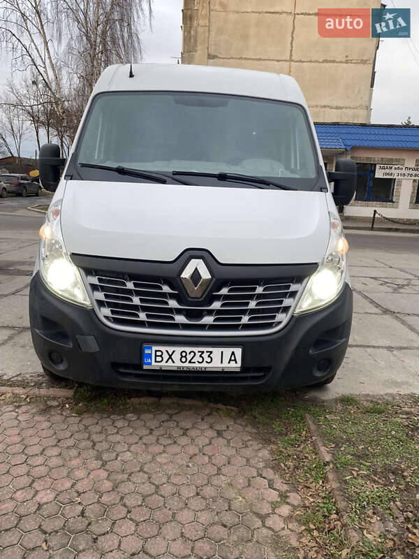 Грузовой фургон Renault Master 2016 в Славуте