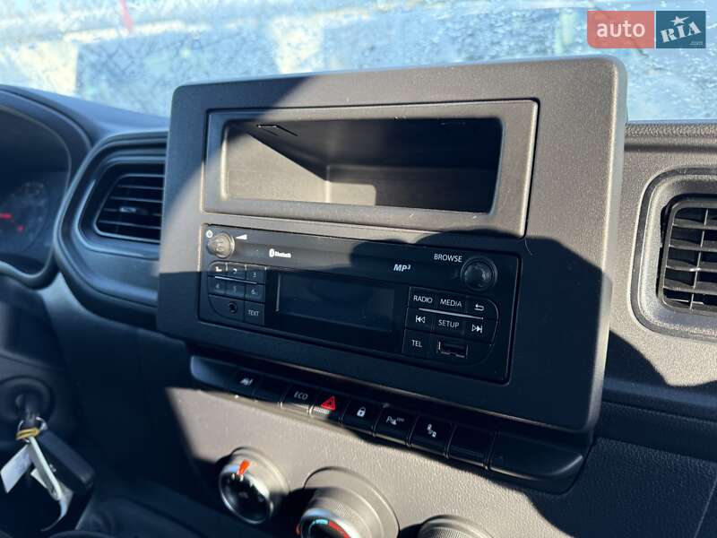 Грузовой фургон Renault Master 2020 в Одессе