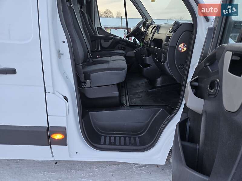 Грузовой фургон Renault Master 2018 в Луцке