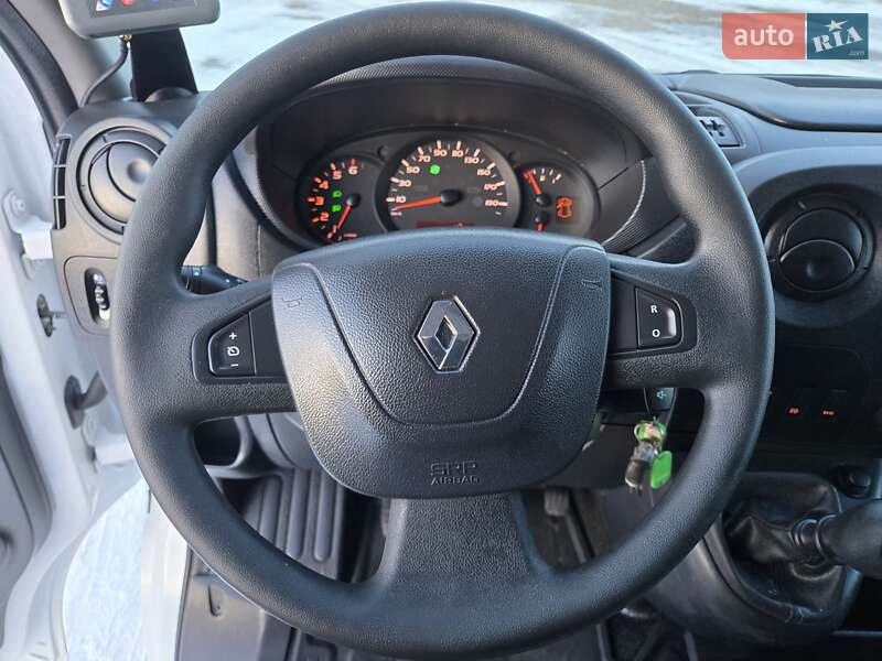 Грузовой фургон Renault Master 2018 в Луцке