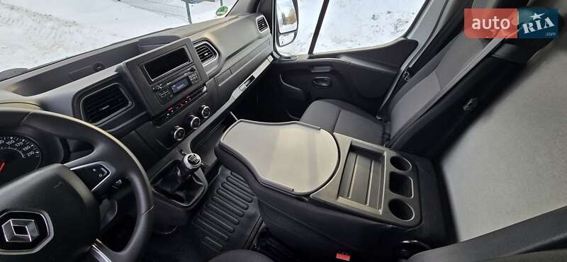Вантажний фургон Renault Master 2022 в Житомирі