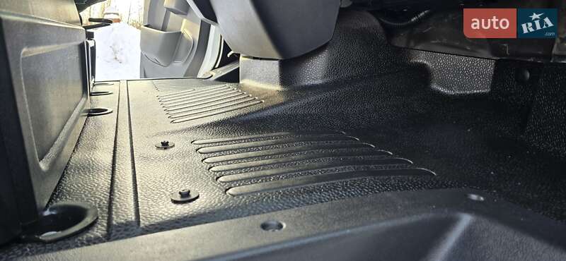 Вантажний фургон Renault Master 2022 в Житомирі