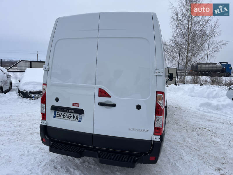 Вантажний фургон Renault Master 2017 в Дубні