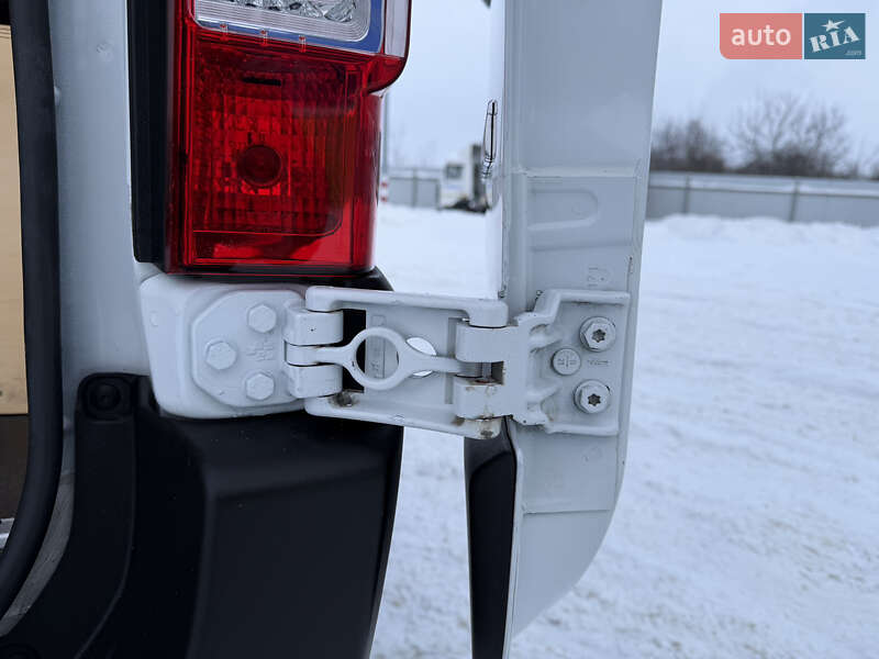 Грузовой фургон Renault Master 2021 в Дубно