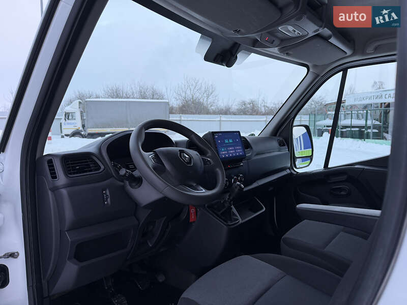 Грузовой фургон Renault Master 2021 в Дубно