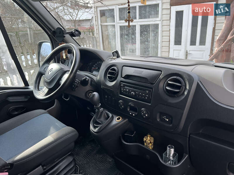 Мінівен Renault Master 2011 в Коломиї