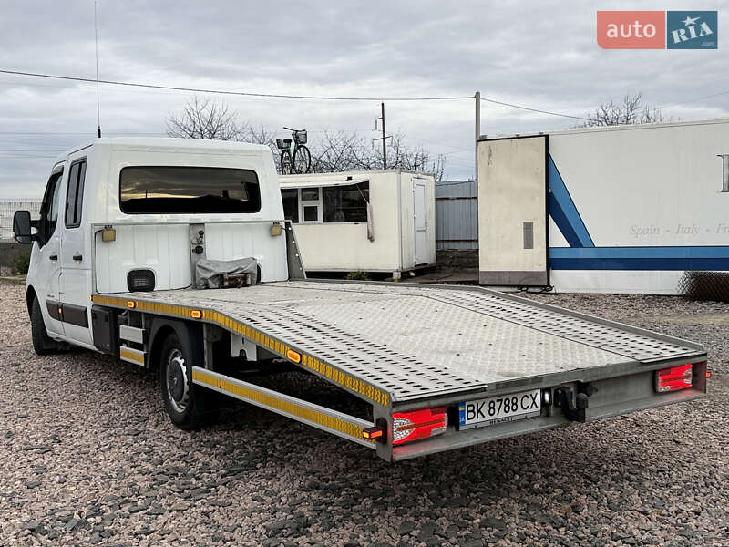Автовоз Renault Master 2016 в Рівному
