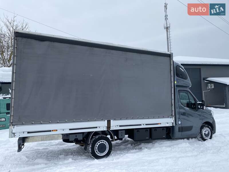 Тентованый Renault Master 2022 в Хусте