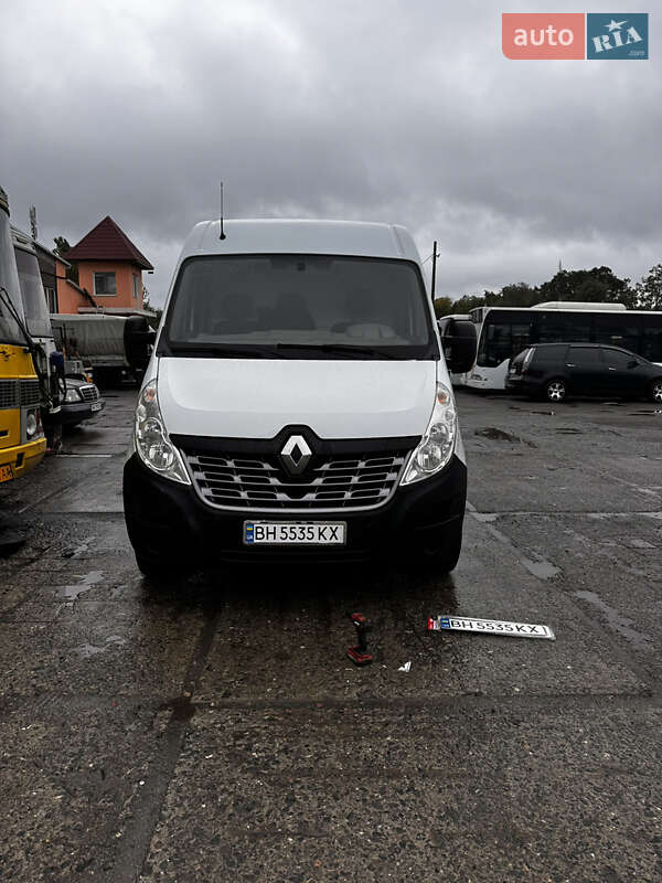 Вантажний фургон Renault Master 2014 в Ізмаїлі