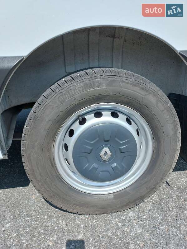 Вантажний фургон Renault Master 2018 в Бердичеві