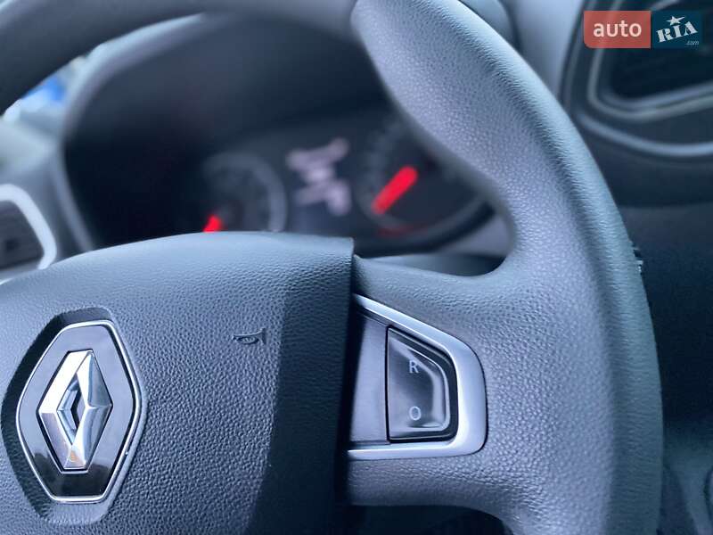 Тентований Renault Master 2022 в Хусті