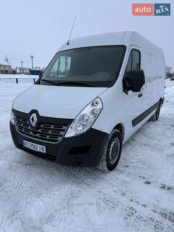 Микроавтобус грузовой (до 3,5т) Renault Master 2017 в Нововолынске