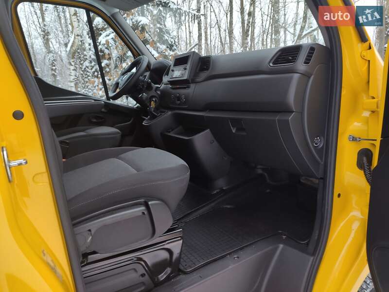 Грузовой фургон Renault Master 2022 в Бердичеве