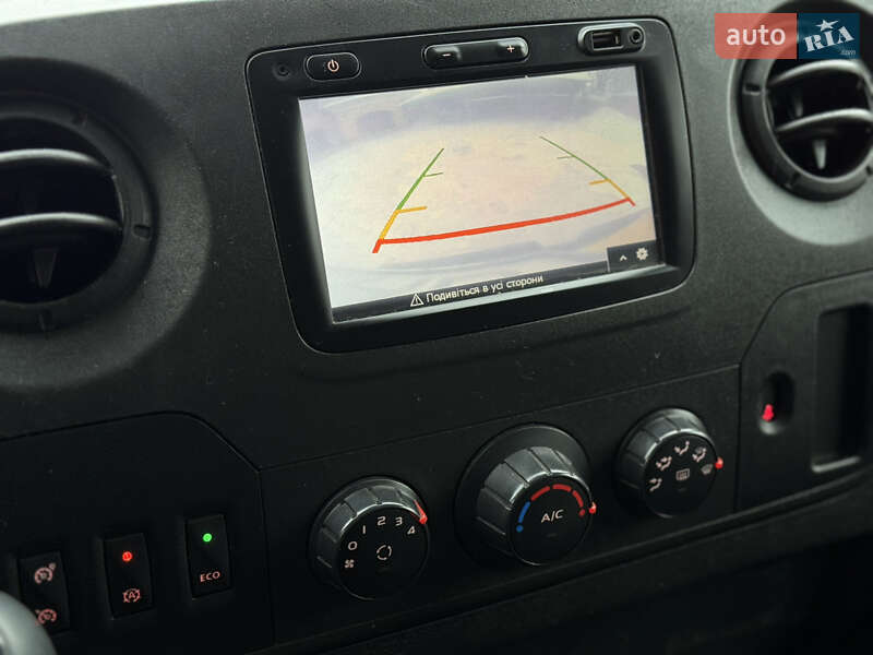 Грузовой фургон Renault Master 2018 в Мукачево