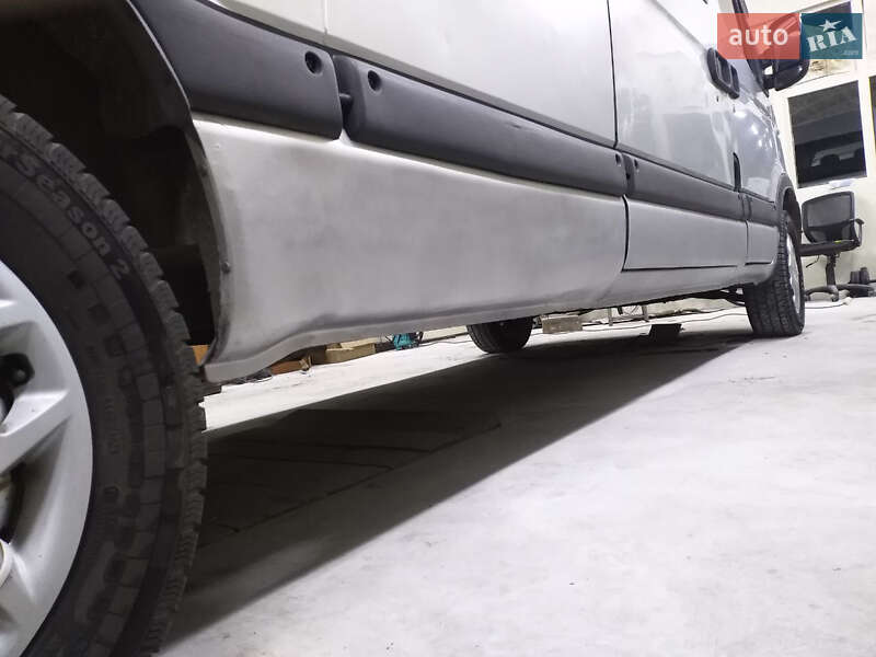 Минивэн Renault Master 2005 в Чернигове