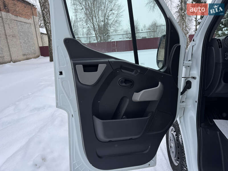 Рефрижератор Renault Master 2017 в Корце