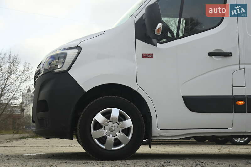 Вантажний фургон Renault Master 2020 в Бердичеві