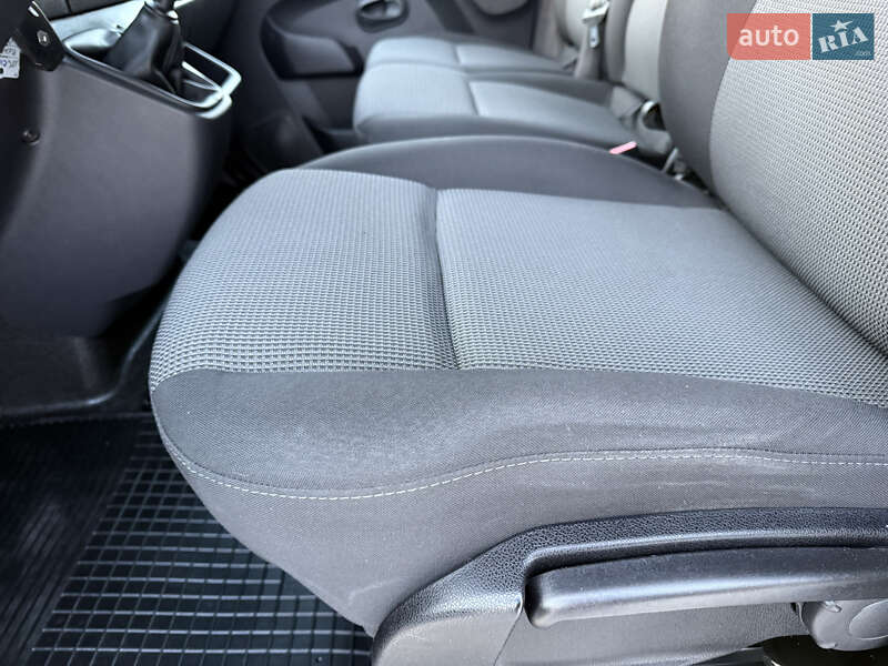 Вантажний фургон Renault Master 2021 в Дубні фото 56 Вантажний фургон Renault Master 2021 в Дубні