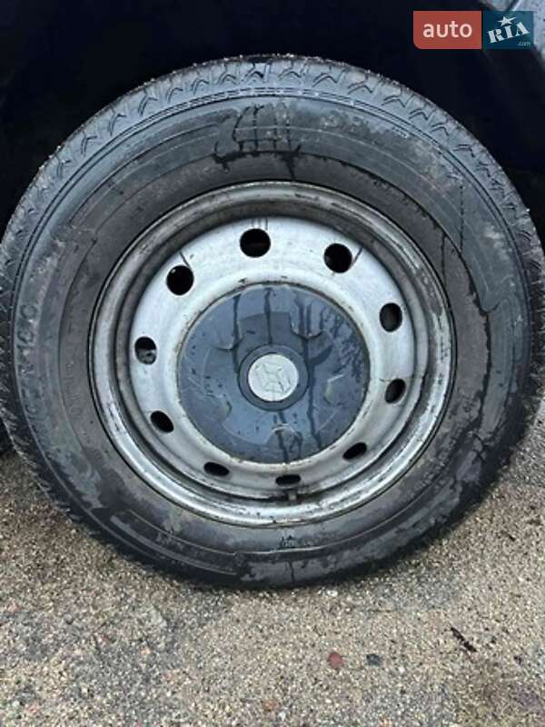 Автомобиль скорой помощи Renault Master 2005 в Запорожье