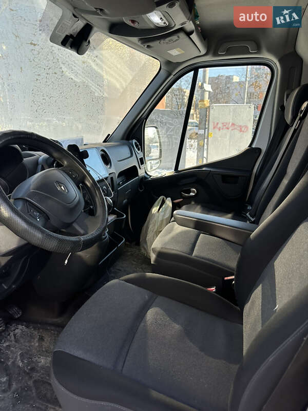 Вантажний фургон Renault Master 2018 в Києві