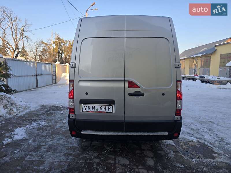 Грузовой фургон Renault Master 2022 в Стрые