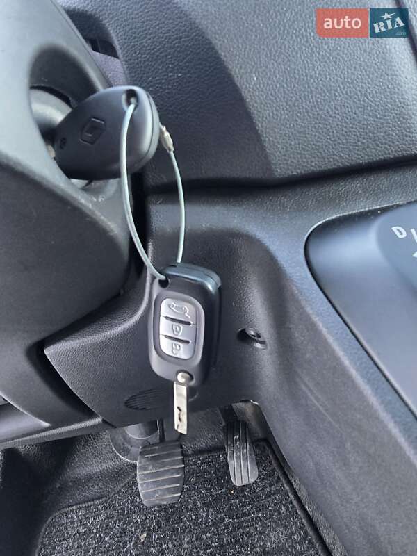 Грузовой фургон Renault Master 2022 в Стрые