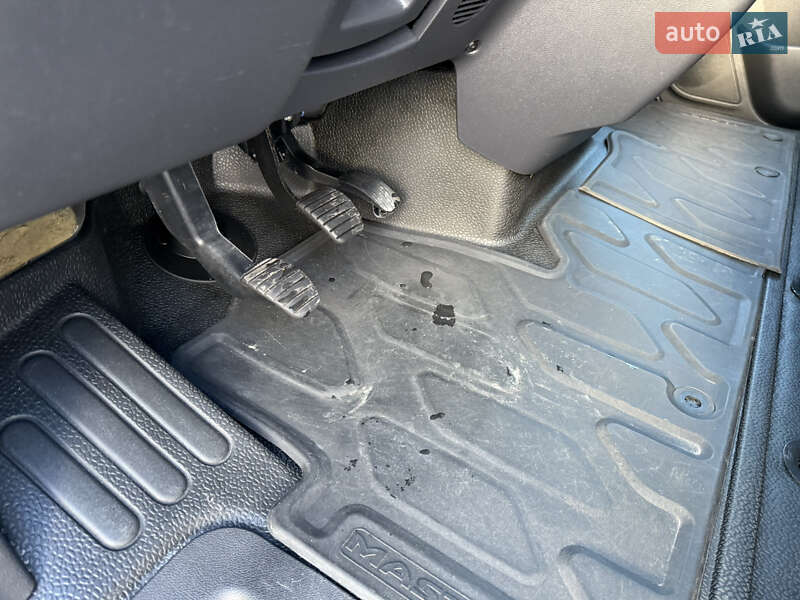 Грузовой фургон Renault Master 2021 в Луцке