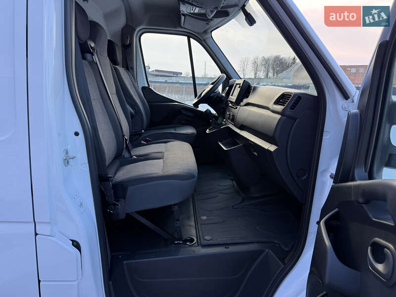Грузовой фургон Renault Master 2021 в Луцке