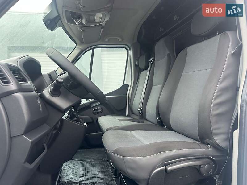 Вантажний фургон Renault Master 2022 в Києві
