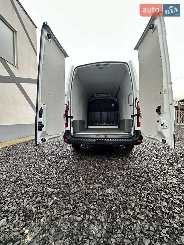 Вантажний фургон Renault Master 2022 в Києві
