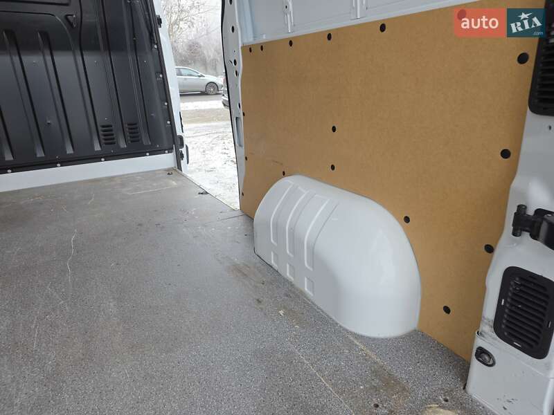 Грузовой фургон Renault Master 2021 в Одессе