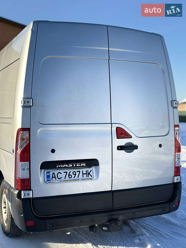 Грузовой фургон Renault Master 2019 в Камне-Каширском