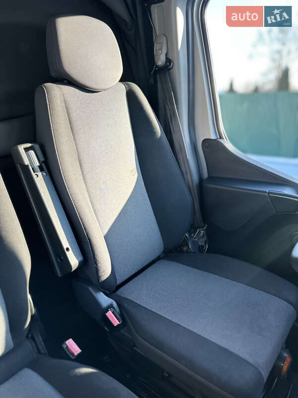 Грузовой фургон Renault Master 2019 в Камне-Каширском