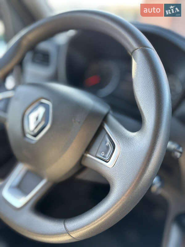 Грузовой фургон Renault Master 2019 в Камне-Каширском