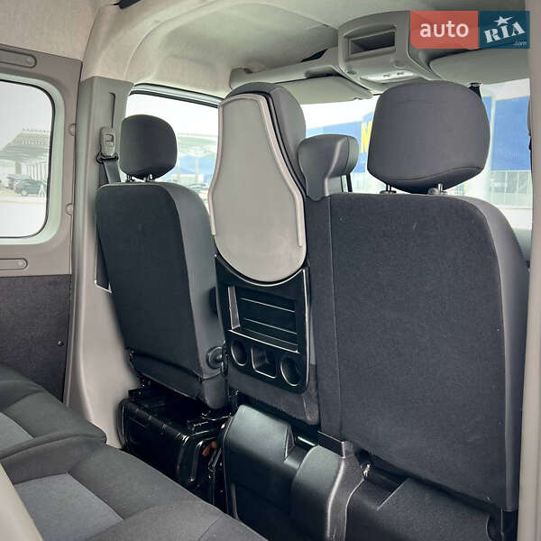 Вантажопасажирський фургон Renault Master 2023 в Києві